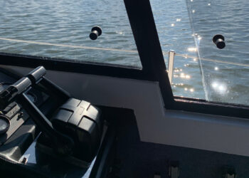 Überfahrt zur Werft nach Hooksiel